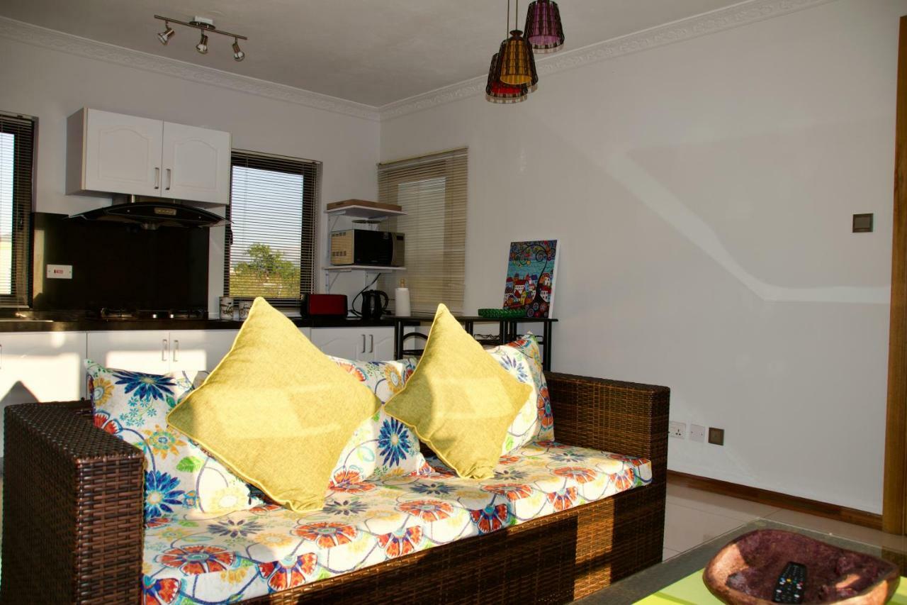 Zanana Penthouse Apartment Flic en Flac Exterior photo